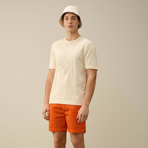 Pantalones cortos de playa sólidos de poliéster 100% naranja brillante personalizados, bañadores de verano ligeros de secado rápido para hombre, cintura elástica con cordón - Product Image 1