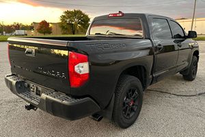 รถมือสองปี 2021 โตโยต้า ทันดรา TRD Pro พร้อมส่งด่วน - Product Image 4