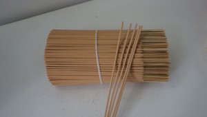 Offre Spéciale 10 pouces Agarbatti bâtonnets d'encens brûleur de haute qualité bois de santal naturel Joss gros bois graines d'encens Pack diffuseur - Product Image 6