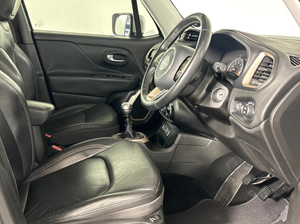 Auto Usado de Calidad a Precio Accesible, Jeep Renegade 2015 1.4 TJ Limited, Volante a la Derecha - Product Image 4