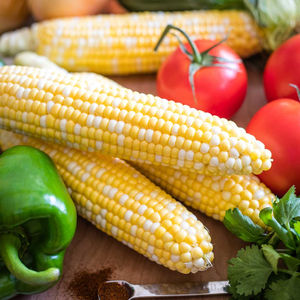 Maíz Amarillo Orgánico Estándar de Mercado, Granos Limpios y Secos, Empaque de 25 kg, Suministro a Granel para la Industria Alimentaria Humana, 99.99% de Pureza, Europa - Product Image 2