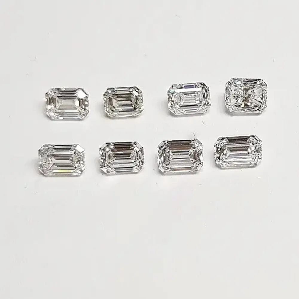 Diamond Excellent Cut White DEF Color Polished Emerald Shape Melee Diamonds For Sale