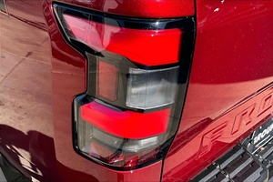 รถฟอร์จูนเนอร์ PRO-4X ปี 2023 เครื่องยนต์ 3.8L V6 ขับเคลื่อน 4 ล้อ คุณภาพดี มือสอง - พร้อมจัดส่ง - Product Image 2