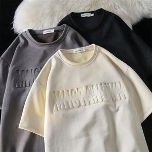 T-shirts en coton personnalisés avec logo en relief à la mode, vêtements de rue décontractés de qualité supérieure, vente en gros de chemises rétro vintage pour hommes - Product Image 4