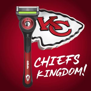 Gillette Labs Official Chiefs Licensed <b>Razor</b> for <b>Men</b>, 1 Handle, 1 Blade Refill, Perfect for Game Day Grooming - Product Image 5