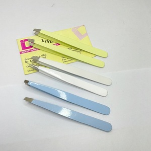 Pinzas de color personalizadas para cejas, venta al por mayor, pinzas de Punta puntiaguda inclinada para cejas, pinzas profesionales de depilación de acero inoxidable - Product Image 3