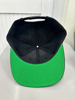 Gorra de Béisbol Personalizada con Bordado 3D Rojo, Visera Plana Verde, Estilo Hip Hop, Suministro al por Mayor, OEM Vietnam