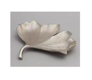 Produit de restauration Plateau de service fantaisie en métal et aluminium Plateau décoratif en métal en forme de feuille à vendre - Product Image 1