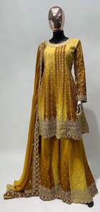 Hermoso diseñador superior inferior Dupatta Conjunto elegante Color impresionante bordado trabajo vestido tradicional traje completamente cosido vestido - Product Image 6