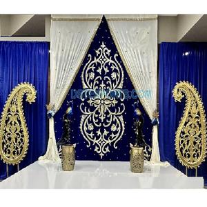 Decoración de Escenario Nocturno con Tema de Pavo Real para Mehndi, Decoración de Pista de Baile para Boda Sangeet, Impresionante Decoración de Escenario Nocturno para Sangeet Sencilla - Product Image 1