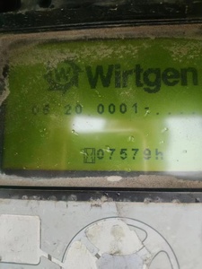 Fraiseuse Wirtgen W2000 avec pompe, capacité de 2000 tonnes/heure, puissance de 447 kW, équipement de réparation routière - Product Image 6