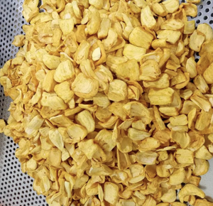 Jackfruit séché du Vietnam, fabriqué à partir de tranches tropicales sélectionnées pour des créations de collations gastronomiques et des utilisations culinaires diverses - Product Image 1