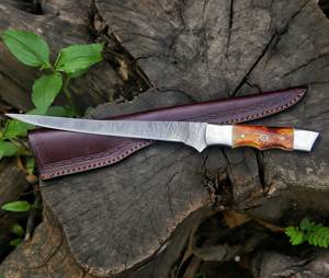 Cuchillo de filetear hecho a mano con hoja de acero de Damasco, mango de madera y funda de cuero, cuchillo para exteriores. - Product Image 5