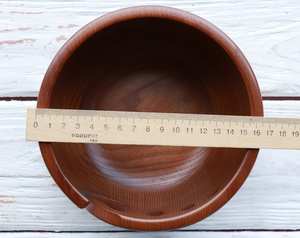 Cuenco de Madera para Hilos, Cuenco para Tejer con Orificios, Cuenco de Hilos Hecho a Mano, Regalo Perfecto para Amantes de la Tejeduría - Product Image 3