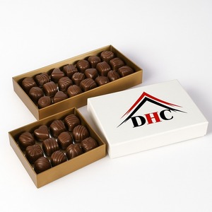 La bandeja metálica para chocolates o postres combina sin esfuerzo la función con la sofisticación, haciendo que cada momento sea especial. - Product Image 1