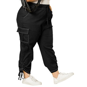 Pantalon cargo de qualité supérieure pour femmes, pantalon cargo de couleur noire avec poches, pantalon de survêtement personnalisé de toutes tailles avec logo, pantalon cargo de jogging - Product Image 3