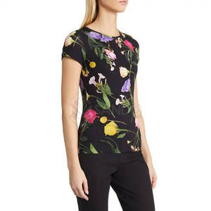 Camiseta de Mujer 100% Algodón con Cuello Personalizado, Logotipo OEM, Diseño de Color Personalizado, Sublimación, Transpirable, de Secado Rápido, Profesional para Verano - Product Image 2