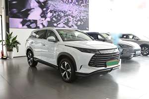 SUV Híbrido 4x4 de Gama Alta Usado, Modelo 2025, Potencia de 295 kW, 0 a 100 km/h en 4.7s, Autonomía WLTC de 175 km y Tecnología de Batería de Alta Seguridad - Product Image 5