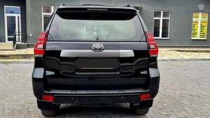 โตโยต้าแลนด์ครุยเซอร์2.8ลิตร Suv/Off-Road