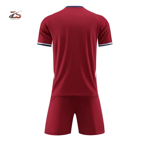 Uniformes de fútbol de sublimación de alta calidad, uniformes de entrenamiento con diseños personalizados, uniformes de fútbol fabricados en Pakistán - Product Image 6