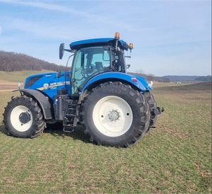 Pas cher abordable neuf et d'occasion HOLLAND T7.230 en bon état - Product Image 3