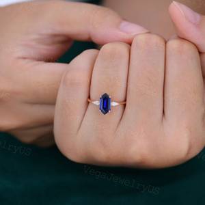 แหวนพลอยไพลินสีน้ำเงินแบบสั่งทำพิเศษ ทองคำชมพู 14K ทรงหกเหลี่ยม แหวนพลอยไพลินแท้ ของขวัญแต่งงานสุดโรแมนติกสำหรับผู้หญิง - Product Image 3
