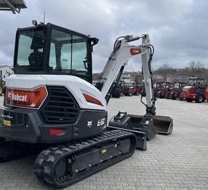Excavadora de cadenas Bobcat E60 totalmente hidráulica en venta, motor de primera calidad, bomba hidráulica Kawasaki, 5.4m de alcance. - Product Image 2