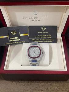 Montre glamour pour hommes de style diamant du fournisseur indien Meilleur prix Mouvement à quartz glacé complet Bling Boîtier de 5mm pour les affaires de la mode - Product Image 2