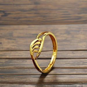 Elegant Gold <b>Finger</b> <b>Ring</b> for Women with Minimal Leaf Pattern Stylish Designer Gold <b>Ring</b> Perfect for Daily Wear Office Use Party - Product Image 1