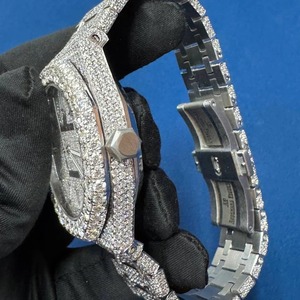 Venta caliente Moissanite diamante Acero inoxidable busto abajo Hip-Hop índice Dial movimiento automático reloj de pulsera de moda al mejor precio - Product Image 2