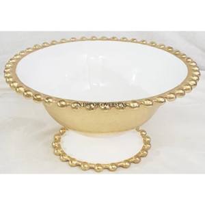 Pièce maîtresse de table enduite de poudre de couleur plaquée or et blanche de haute qualité en métal de qualité supérieure et bol décoratif pour les fêtes - Product Image 1