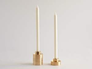 Lujoso candelabro decorativo de latón para centros de mesa e iluminación de acento con diseño premium para decoración del hogar - Product Image 6