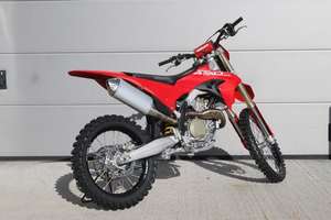 Moto de qualité Desmo450 M X 449cc - Product Image 3