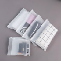 Sacs en plastique givrés à fermeture éclair, étanches, avec estampage à chaud, personnalisés pour vêtements et chaussettes
