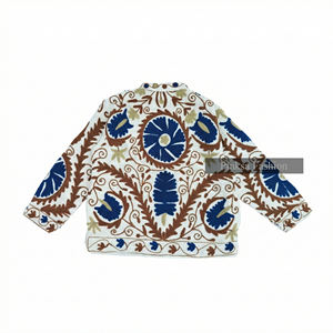 Chaqueta Boho Floral para Mujer, Bordada con Diseño Suzani, de Terciopelo/Algodón, Transpirable y Ecológica, con Bordado Étnico Uzbeko Vintage, Corta - Product Image 3