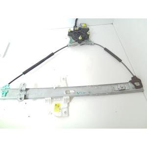 ตัวปรับกระจกไฟฟ้าด้านหน้าขวา KIA Stonic Series 82460-h8000 (17>) - Product Image 1