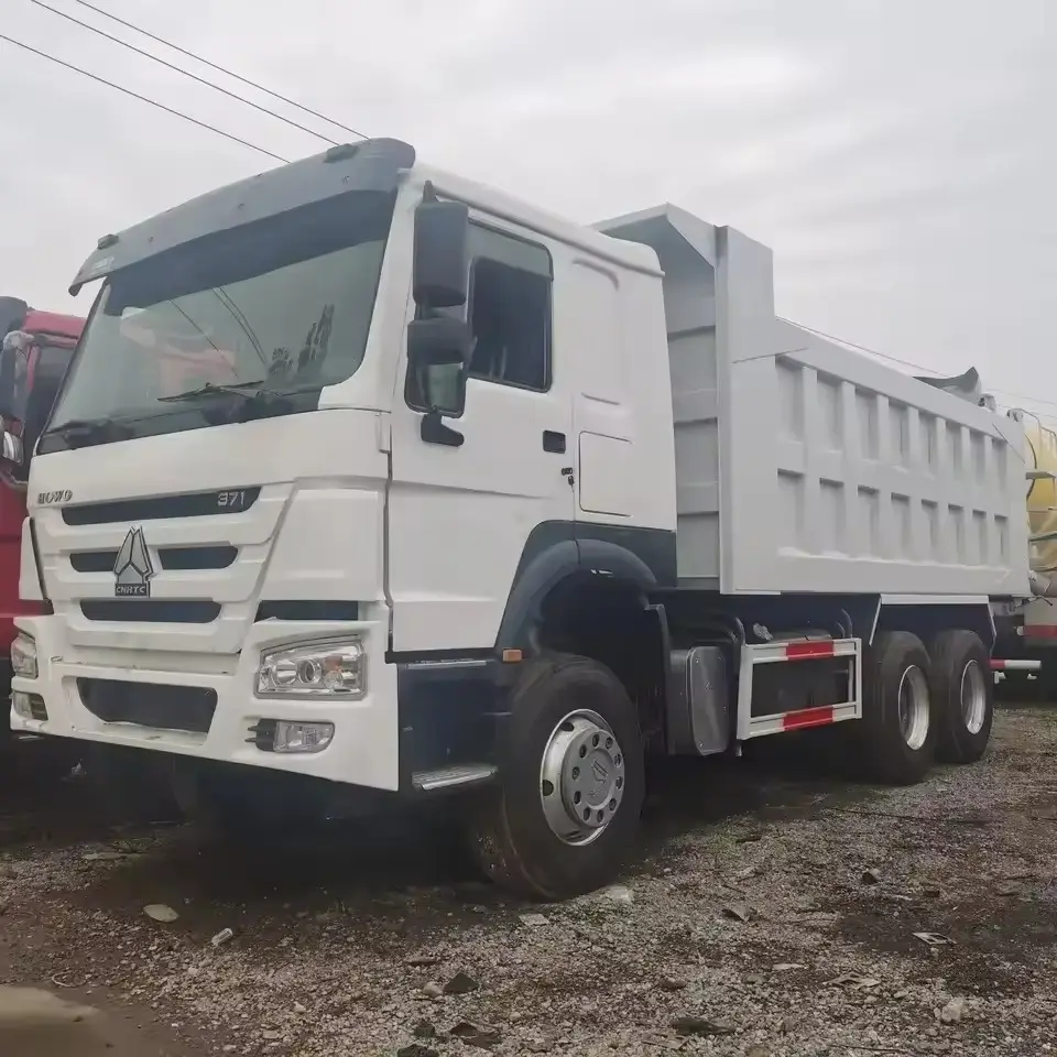 Camion benne diesel howo très soigné 100% camions benne à 10 roues d'occasion 371