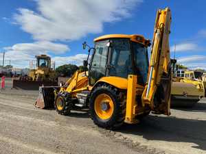 Chargeuse-pelleteuse JCB 3CX JCB 4CX d'occasion 2008, performances puissantes, faible nombre d'heures de fonctionnement, JCB 3CX 4CX disponible en stock, prêt à être expédié - Product Image 4