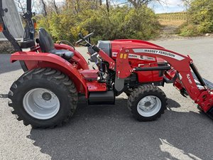 Tracteur agricole Massey Ferguson 1825E 2022, 25 CV, diesel, 4 roues motrices, tracteur avec chargeur utilitaire pour l'agriculture - Product Image 5
