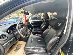 Gran Oferta 2024: Great Wall H6 Edición Guochao, Hatchback de Gasolina, Volante a la Izquierda, Interior Oscuro, Techo Panorámico Automático, en Venta - Product Image 4