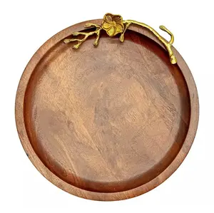 Round Shape Wooden Tray With Branch Handles Make Your Serving Offers A Stylish And Unique Look Perfect For All Setting