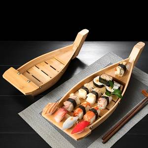 Bateau à sushi en bois fabriqué au Vietnam-Présentoir de nourriture élégant pour les repas et les événements japonais - Product Image 1