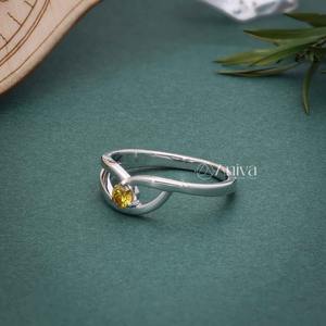 แหวนหมั้นของผู้หญิง14KT ที่สง่างามสีขาวทองมีสไตล์ทันสมัยแยกก้านเพชรสีเหลืองตัดสวยงามตามธรรมชาติสำหรับงานแต่งงาน - Product Image 3