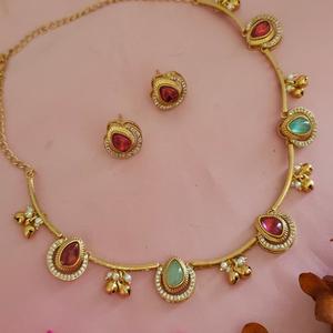 Elegant Best Quality Gold Plated Stones Look Chain <b>Necklace</b> <b>Set</b> With <b>Earrings</b> Wedding Wear Collection For Women - Product Image 1