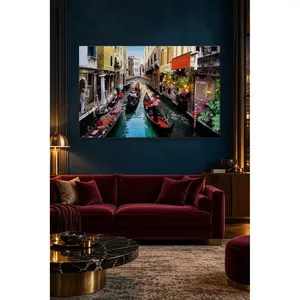 Impresión en lienzo del canal de Venecia con trattoria decorada con flores y góndolas - Product Image 2
