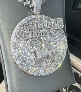 Bijoux de bus 3D brillants personnalisés pour hommes, testeur de diamants de passage de Moissanite VVS, pendentif boule 3D plaqué glacé - Product Image 3