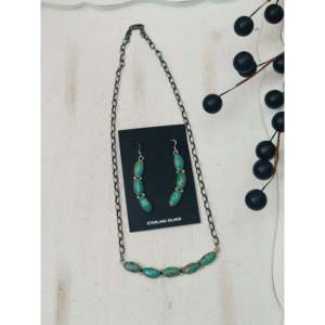 Ensemble collier et boucles d'oreilles Pearline Spencer Kingman en turquoise et argent sterling pour les occasions de cadeaux - Product Image 1