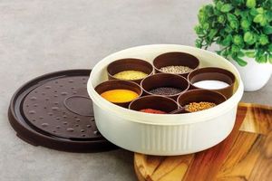 Caja Redonda para Especias ProSpice, Organizador de Especias de Plástico con 7 Compartimentos, Cuchara y Tapa con Cierre - Marrón - Product Image 2