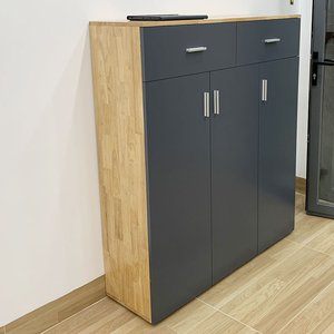 Armoire à chaussures minimaliste 3 portes KG68023 120x35x134cm en bois de caoutchouc naturel pour le salon - Product Image 4