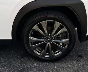 Véhicules d'occasion en gros à prix réduits : Lexus UX 200 F SPORT 4 portes Crossover 2019 avec intérieur cuir, caméra, toit ouvrant et phares LED - Product Image 4